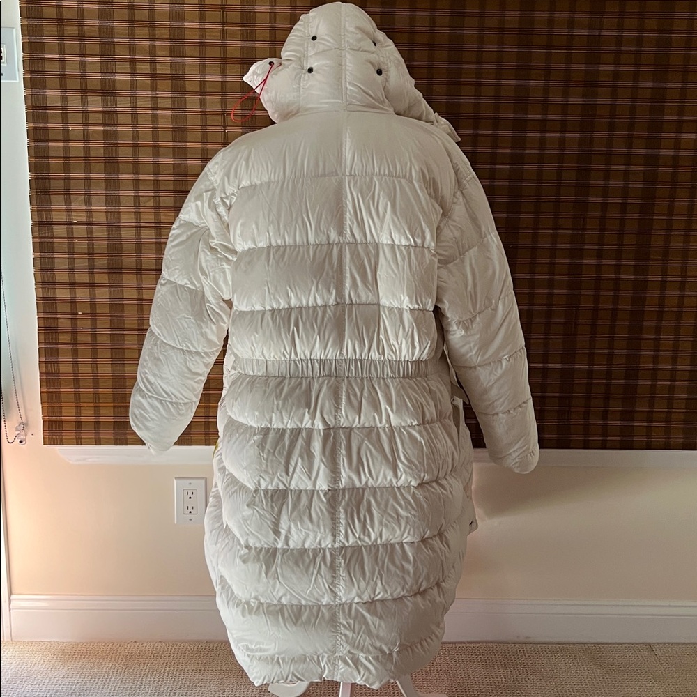 R13 Reversible Red and White long Puffer Anorak Jacket. - Picture 3 of 15